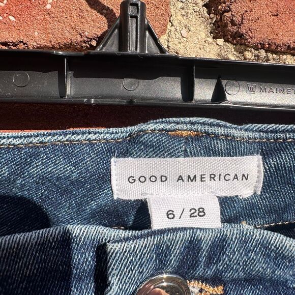 Good American $159 Good Waist Crop Skinny Jeans Women’s 6 / 28 NWT - Picture 10 of 10